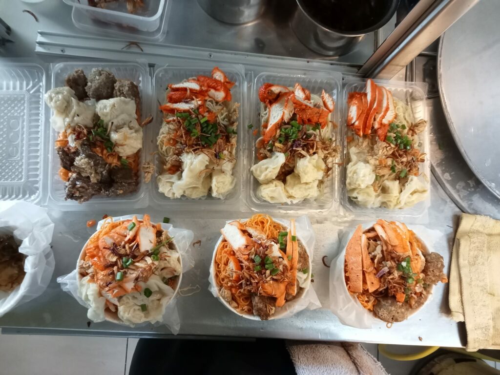 Apo's Noodle, Pilihan Terbaharu Mi Kolok Dan Mi Kampua Sedap Di Kuching