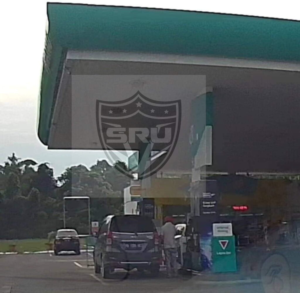Bayar Petrol Guna Aplikasi, Kenderaan Nombor Plat Asing Ini Isi RON95 Di Sarawak