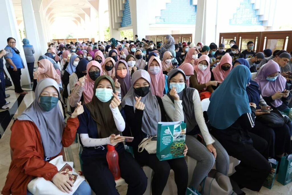 Lawatan Sambil Belajar Chung Hua Middle School No.1 Di Masjid Jamek Ini Buat Orang Ramai Kagum