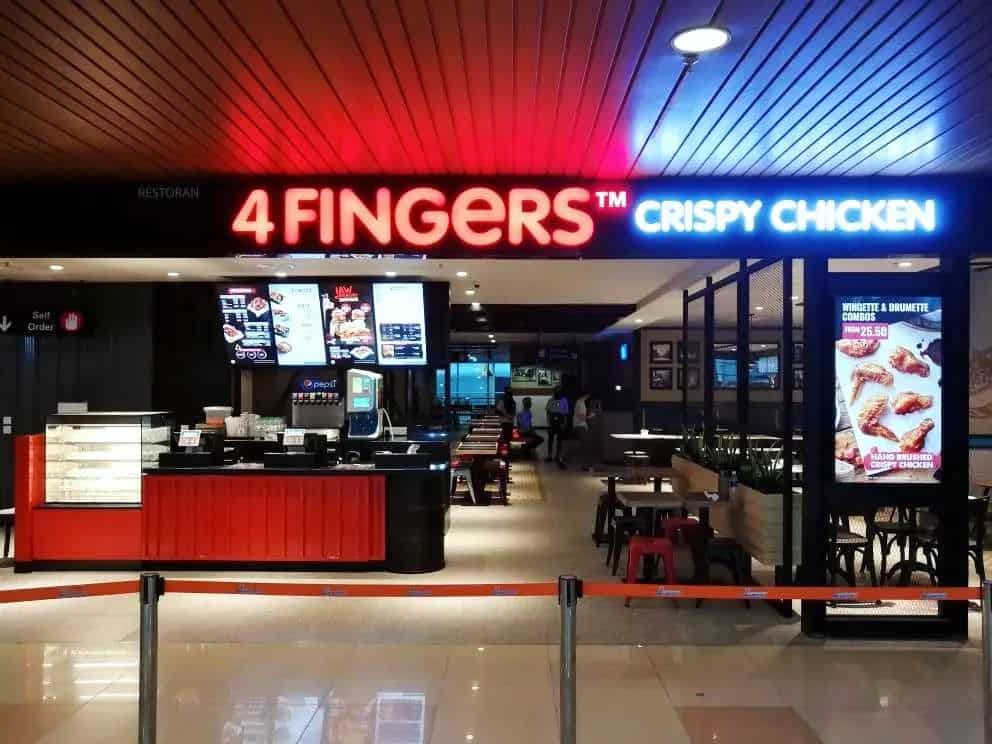 Cawangan Pertama Di Sarawak, 4Fingers Crispy Chicken Kini Dibuka Di KIA