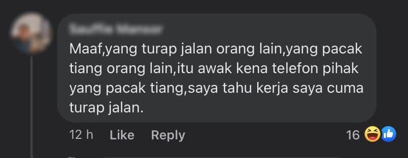 'Hanya Di Boleh Land' Kedudukan Tiang Lampu Tengah Jalan Di Sabah Cuit Hati Netizen