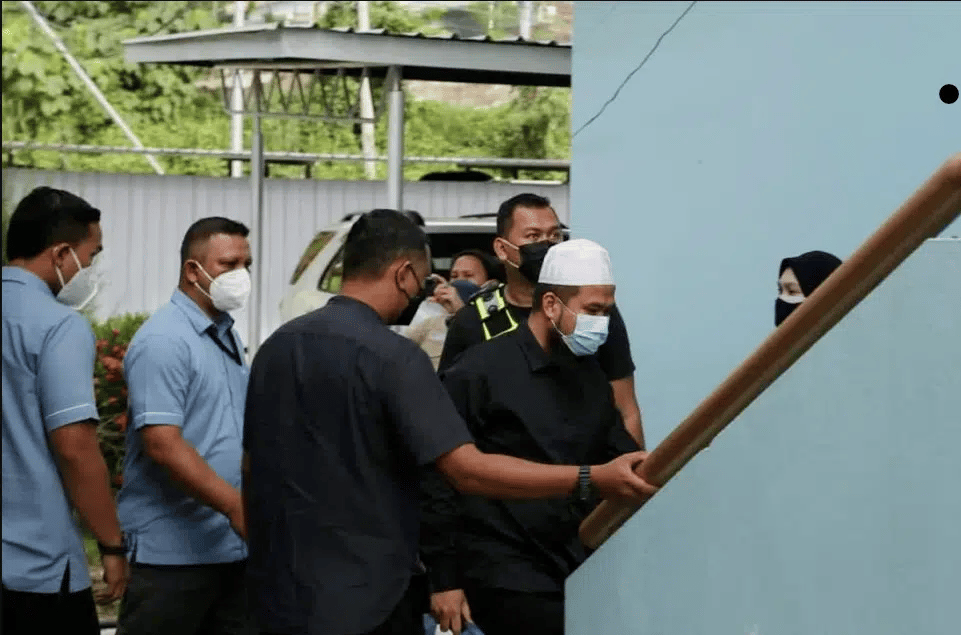 Perbicaraan Kes Gangguan Seksual Ebit Lew Bermula Hari Ini Di Mahkamah Tenom, Sabah