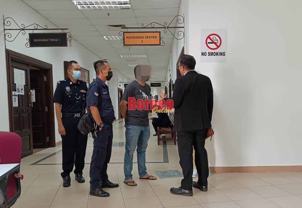 Lakukan Serangan Seksual Terhadap Anak Tiri Berusia 9 Tahun, Lelaki Dipenjara 7 Tahun Dan Dua Sebatan