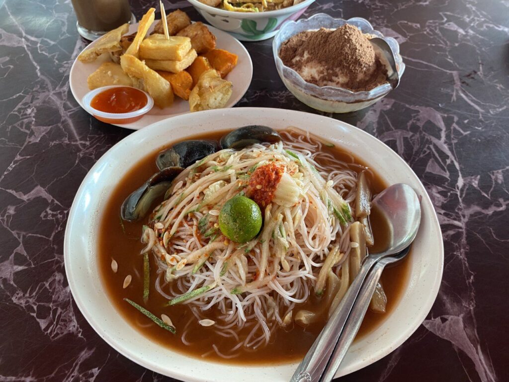 Ini 5 Port Bihun Belacan Paling Padu Di Kuching Anda Kena Cuba