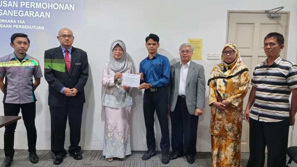 Dilahir Tanpa Kewarganegaraan, Pelajar Lepasan STPM Di Daro Ini Dapat Lanjutkan Pelajarannya