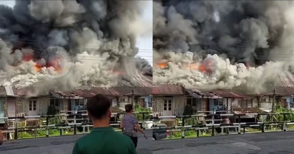 Kebakaran Di Sibu Ranapkan 6 Buah Rumah Di Jalan Tong Sang Sekelip Mata