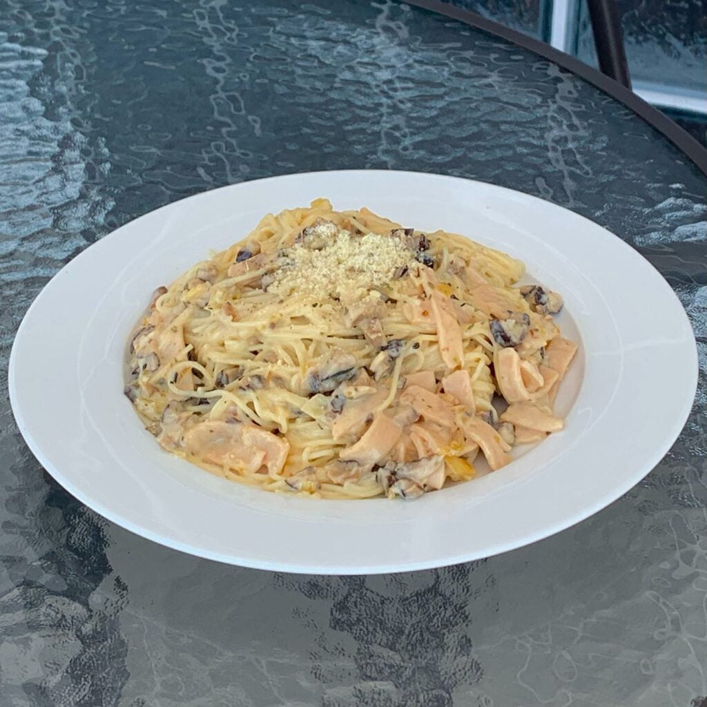 Pizza Unik Dengan Topping Menarik, Anda Perlu Cuba Menu Ini Di The Hash Cafe Kuching