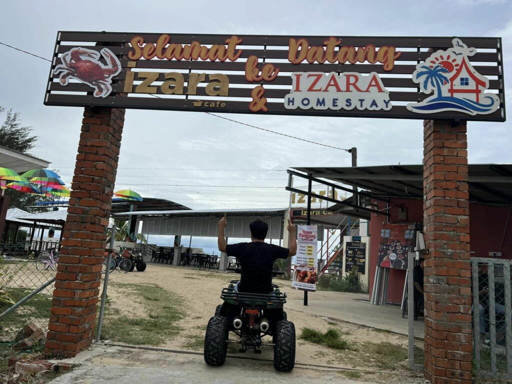 Lengkap Dengan Tempat Makan Dan Homestay, Ketahui Izara Homestay & Cafe Di Sibuti