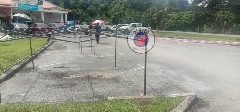 Boleh Bahayakan Pengguna Jalan Raya, Penjaja Tepi Jalan Di Betong Akhirnya Dipindahkan