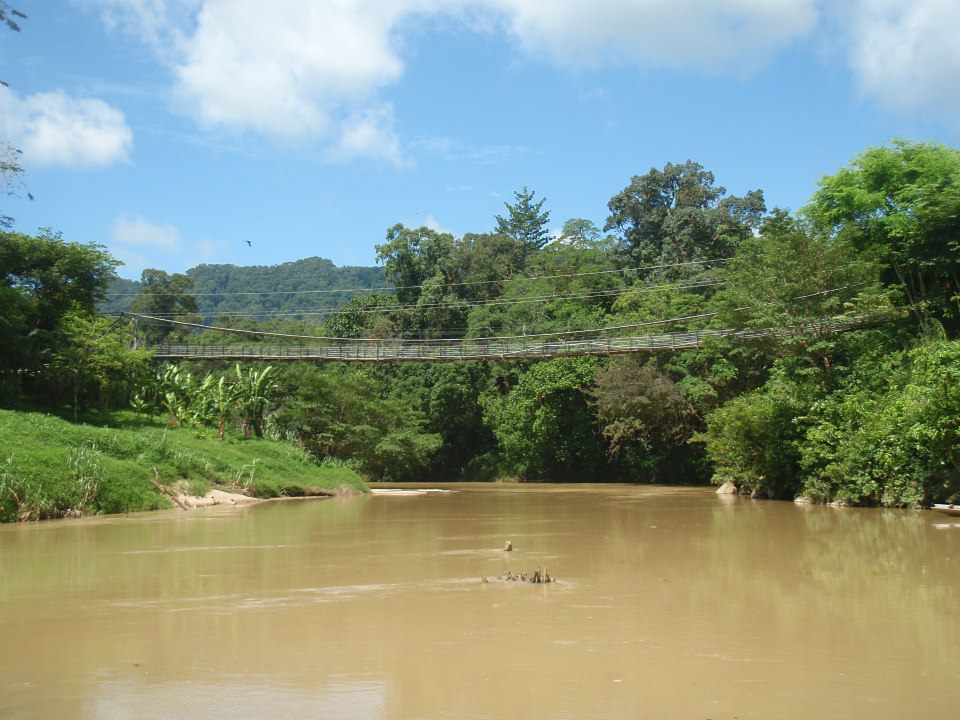 Tidak Jauh Dari Kuching, Borneo Tribal Village Ini Tawar Penginapan Tenang Untuk Anda
