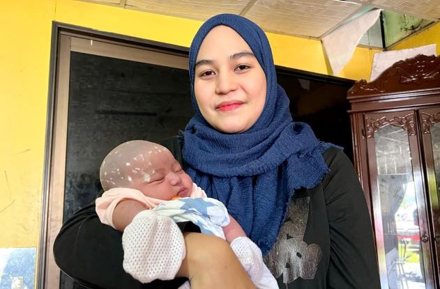 Bersalin Di Ruang Tamu, Wanita Kongsi Pengalaman Tak Sedar Sedang Hamil 9 Bulan