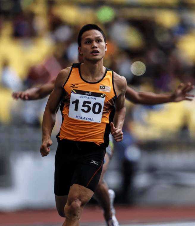Tiada Jurulatih Bukan Halangan, Jonathan Nyepa Raih Emas Di Central Asia Championships