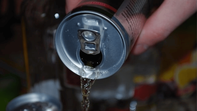 Minuman Isotonik Mampu Rawat Demam Atau Hanya Mitos? Ini Jawapan Doktor