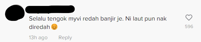Buat Hal Lagi, Kali Ini 'King' Myvi Terkandas Di Tengah Laut
