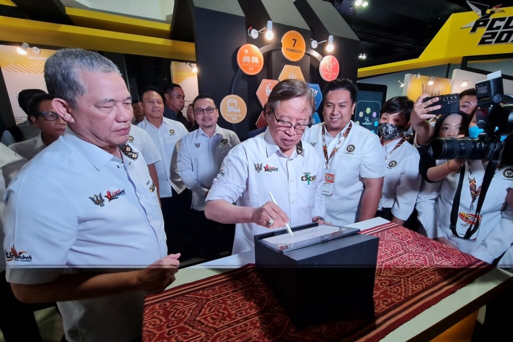 Khas Untuk Pelajar Warga Sarawak, Kerajaan Sarawak Pertimbang Beri Subsidi Balik Mengundi