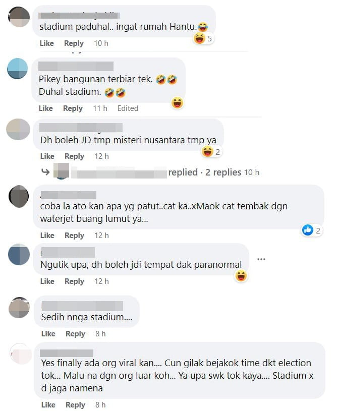 'Ingatkan Rumah Hantu', Netizen Kecewa Lihat Kondisi Sebuah Stadium Di Sarawak Ini