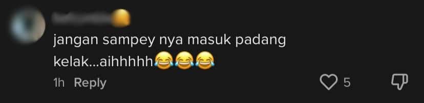 Beri Sorakan Guna Loghat Kabong, Gelagat Penyokong Bola Sepak Wanita Ini Cuit Hati Netizen