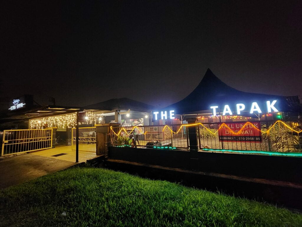 Port Untuk Santapan Malam, The Tapak Satay Kajang Ini Menyajikan Menu Menarik Di Samarahan