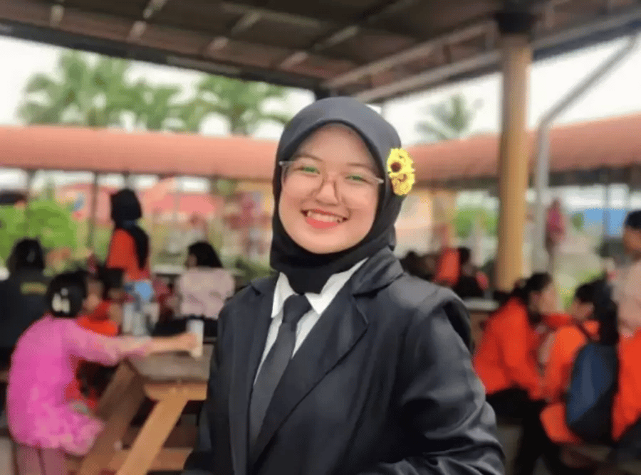 Ibu Bapa Jadi Inspirasi, Gadis Sabahan Juarai Pertandingan Menulis Haiku Di Argentina