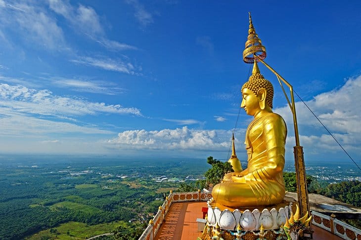 Semua Gagal Ujian Dadah, Sebuah Kuil Buddha Di Thailand Kini Tanpa Sami