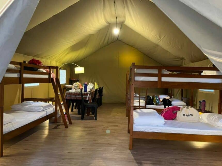 Siap Ada Aircon, Berkhemah Dengan Selesa Di Big Bear Family Camp Sematan