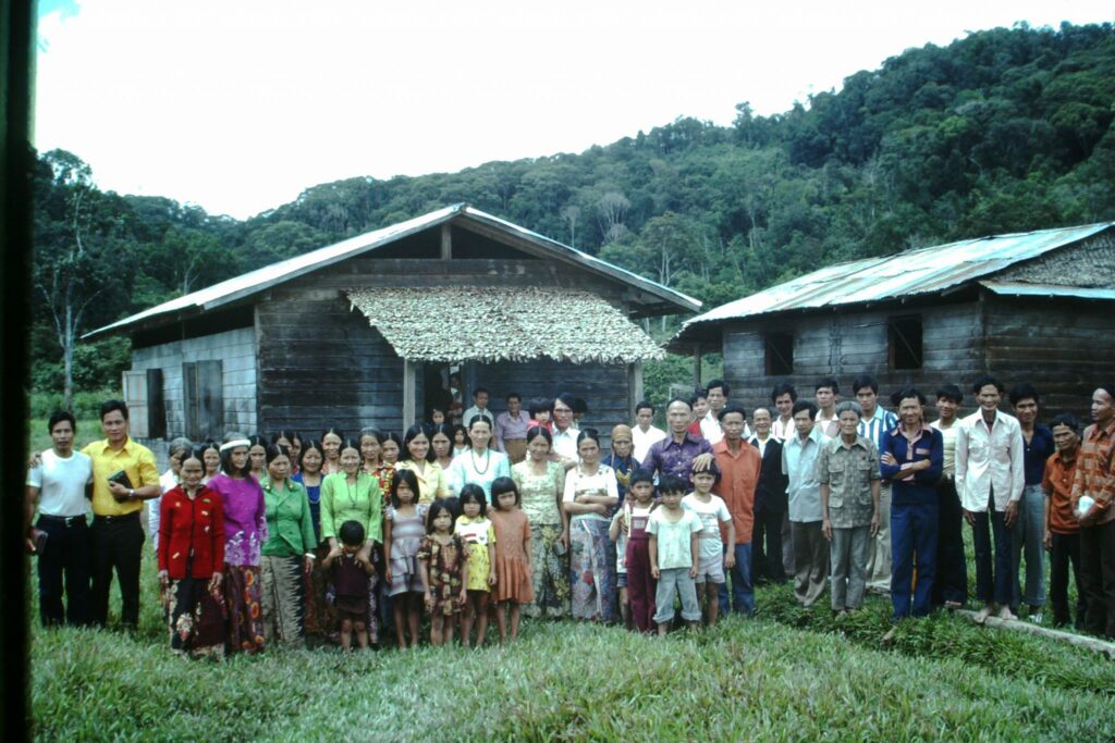 Penyelamat Kaum Lun Bawang, Kenali Gerakan Borneo Evangelical Mission (BEM)