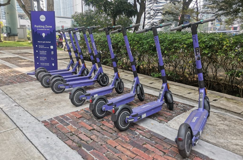 Netizen Luah Rasa Kecewa 'Beam' Jadi Mangsa Vandalisme Di Kuching