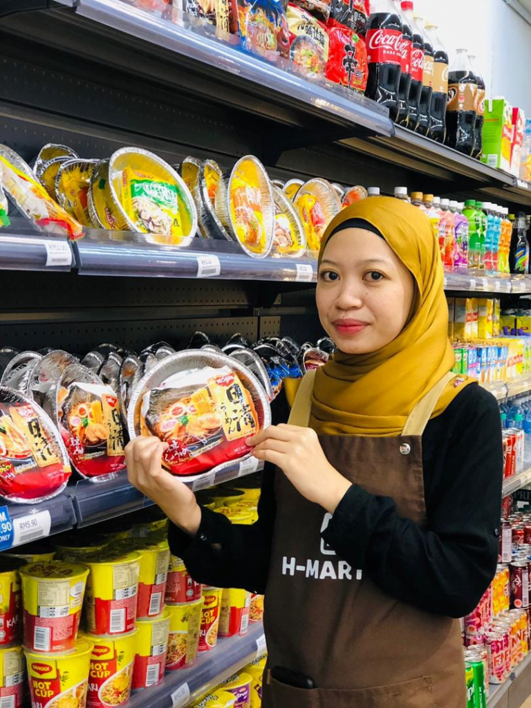 Ada Banyak Snek, Ramen, Minuman Menarik, Anda Perlu Singgah Ke H-Mart 24 Di Kuching Ini