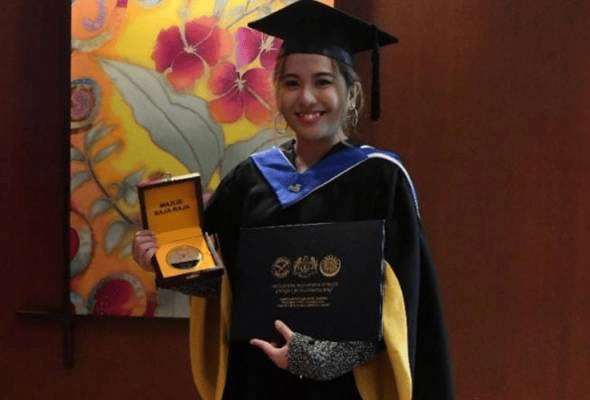 Akhiri Ucapan Dengan Nyanyian Merdu, Graduan Universiti Malaysia Sabah Ini Buat Netizen Terpegun