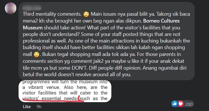 Bengang Bilik Bayi Tidak Beralas Di Muzium Borneo Cultures, Tindakan Wanita Ini Undang Komen Netizen