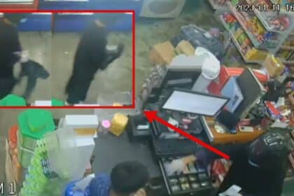 Rompak Kedai 24 Jam Di Matang, Perompak Berjubah Bersenjatakan Parang Sempat Dirakam CCTV