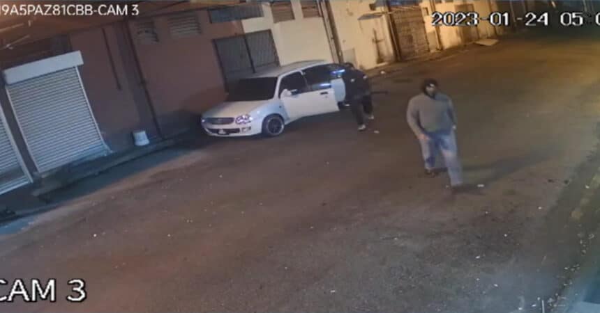 Terlibat Dalam Samun Bersenjata Kedai Makan Di Kuching, Suspek Kedua Ditahan Polis