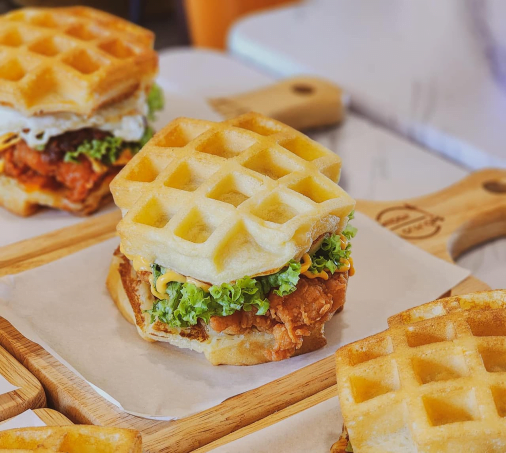 Makanan Western Dengan Twist Tersendiri, Sambal Oranges Di Samariang Square Sediakan Menu Unik Untuk Anda