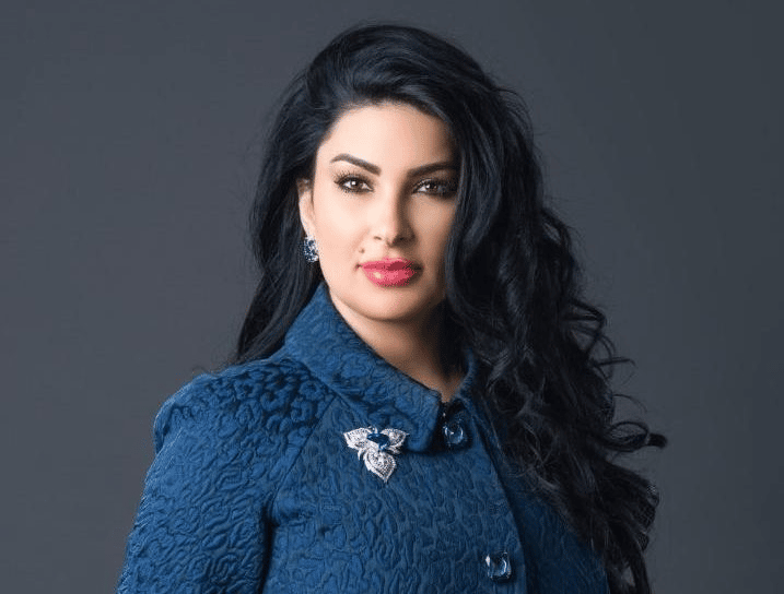 Toh Puan Raghad Antara Wanita Terpilih Hiasi Muka Depan Majalah Nona Edisi 'Superwoman Award 2022'