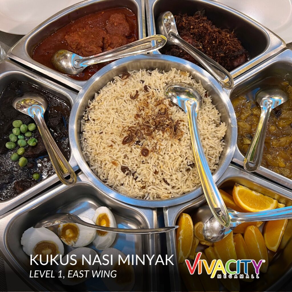 Teringin Nasi 'Pengilan', Kukus Nasi Minyak Hidang Menu Kenduri Di Vivacity Kuching