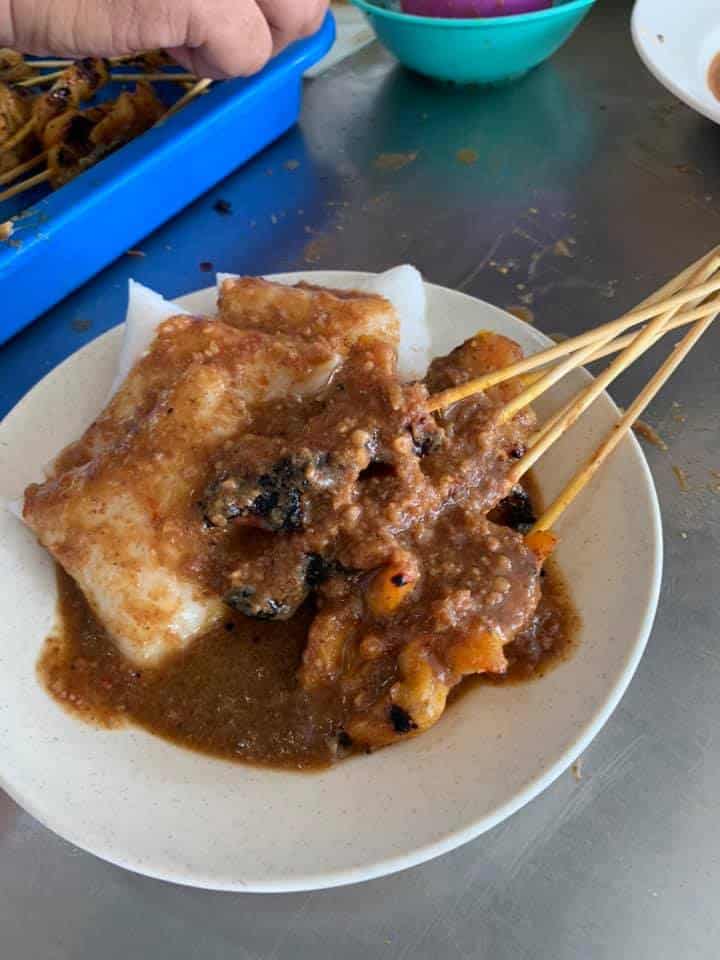 Legend Di Kuching, Mi Jawa Rabak Ini Jadi Menu 'Breakfast' Kegemaran Penduduk Tempatan