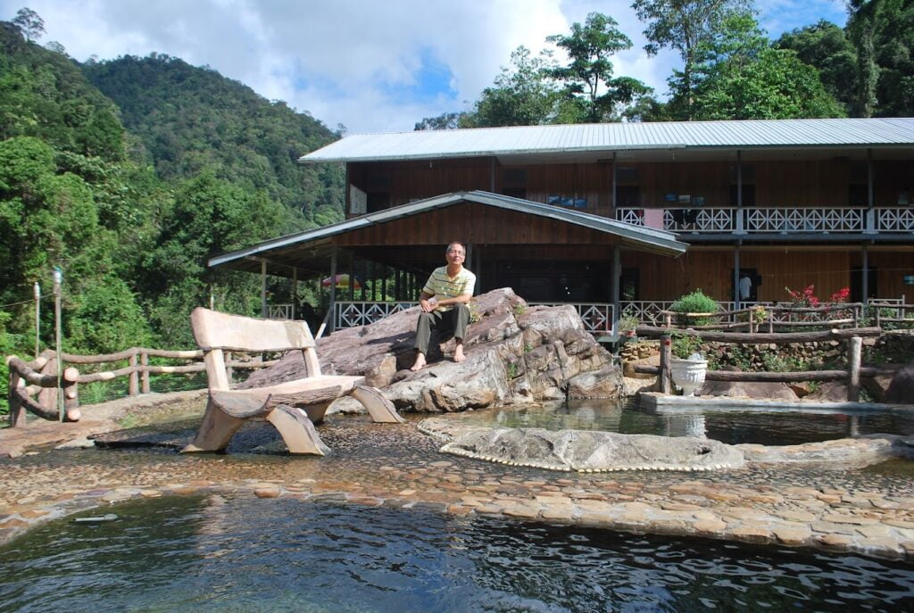 Sesuai Untuk Relax Dan Chill, Ketahui 4 Hotspring Yang Popular Di Sarawak