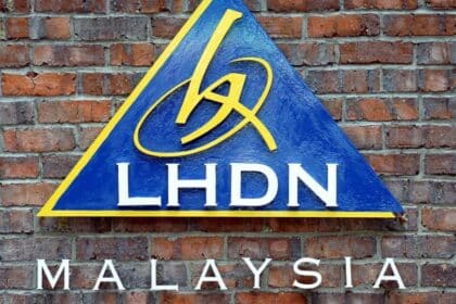 Tak Tahu Macam Mana Failkan Cukai Pendapatan? Lelaki Ini Tunjuk Bagaimana Membuatnya