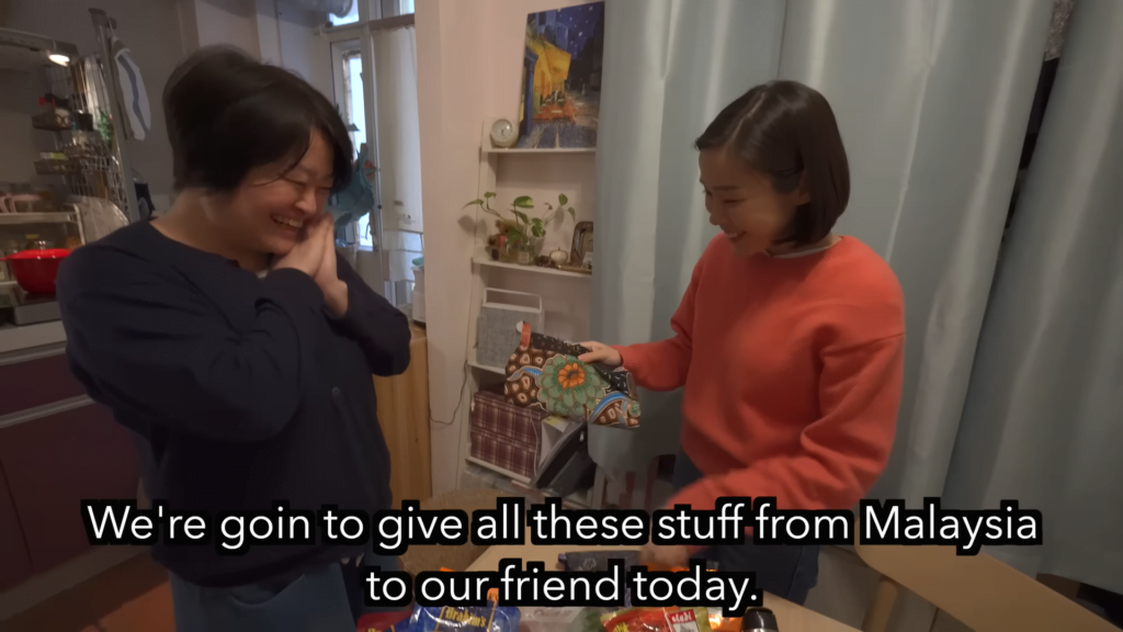 Jatuh Cinta Dengan Rasa Belacan, Youtuber Jepun Ini Malah Cipta Resipi 'Belacan Onigiri'