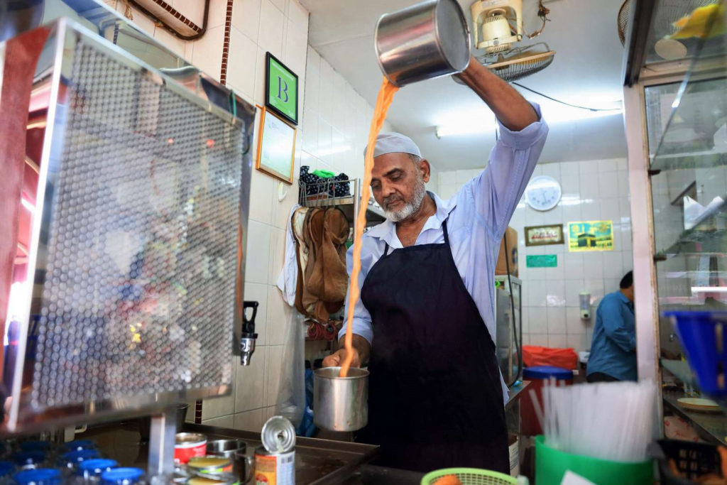 Jabatan Perangkaan: Sarawak 'Pecah Rekod' Harga Roti Canai Dan Teh Tarik Paling Mahal Di Malaysia