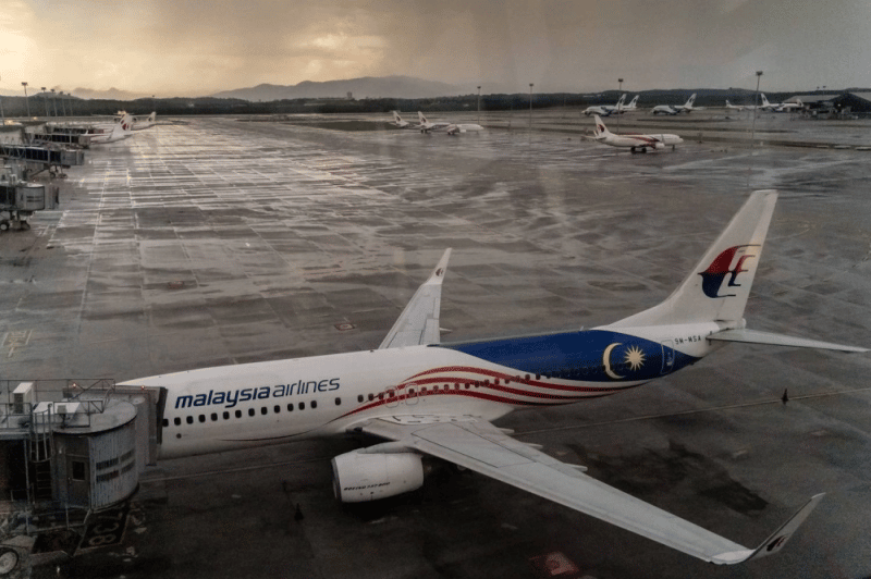 Masalah Teknikal Pada Sayap, MAS Lakukan Pendaratan Cemas Di Miri Dengan Selamat