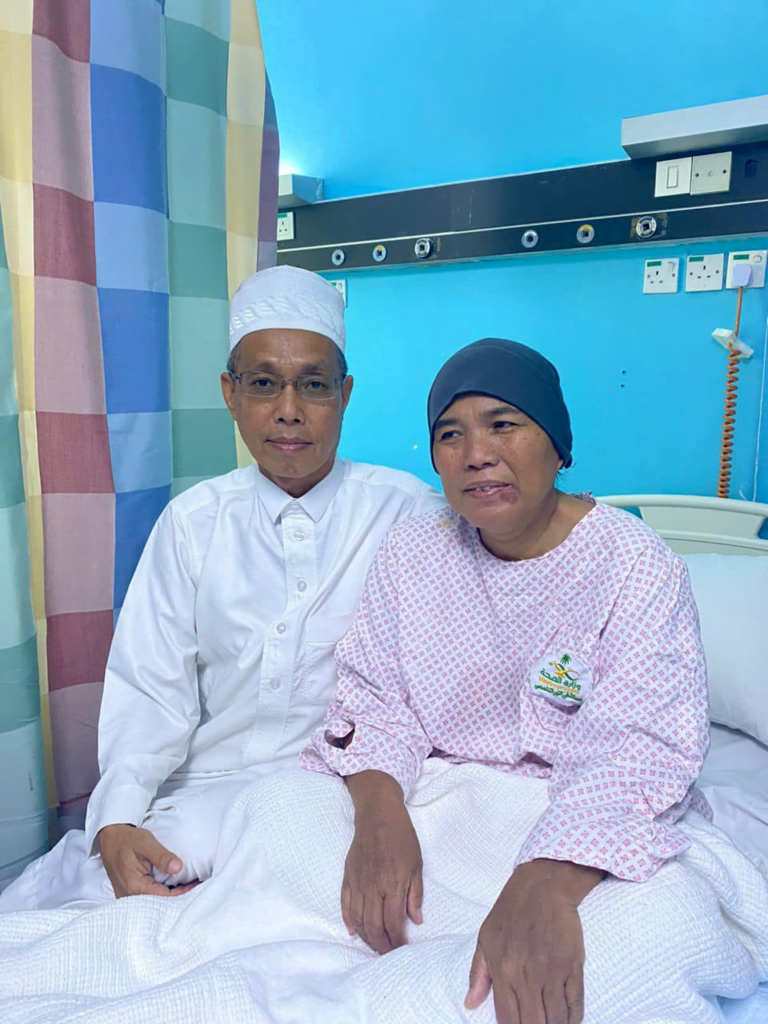 11 Hari Koma, Bil Hospital Pesara Guru Dari Sarawak Di Mekah Ini Cecah RM 130K