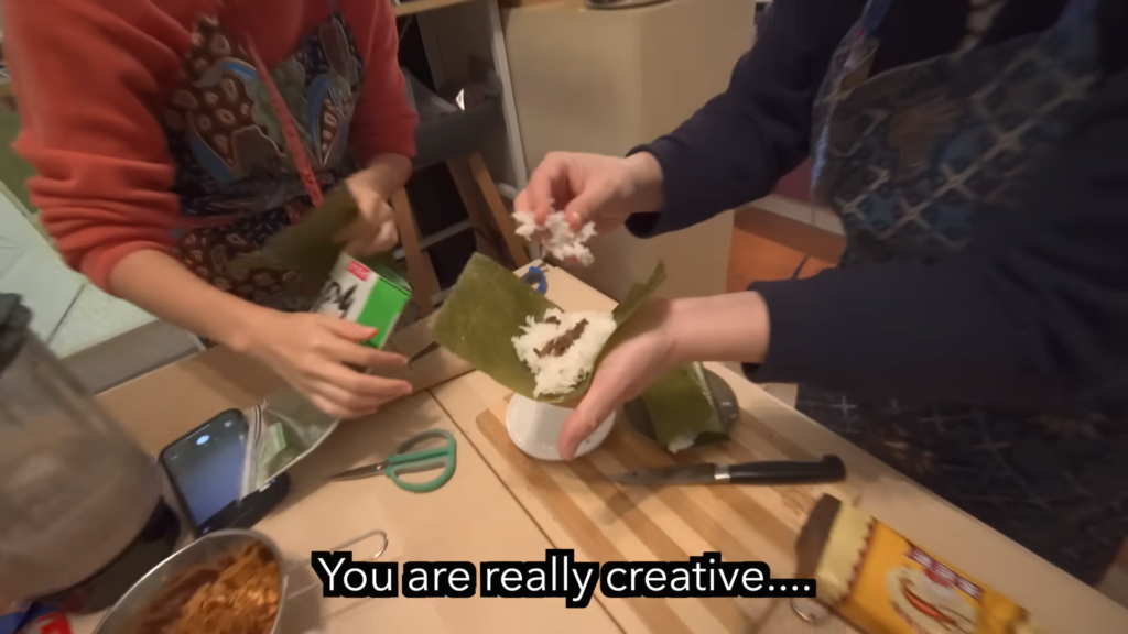 Jatuh Cinta Dengan Rasa Belacan, Youtuber Jepun Ini Malah Cipta Resipi 'Belacan Onigiri'