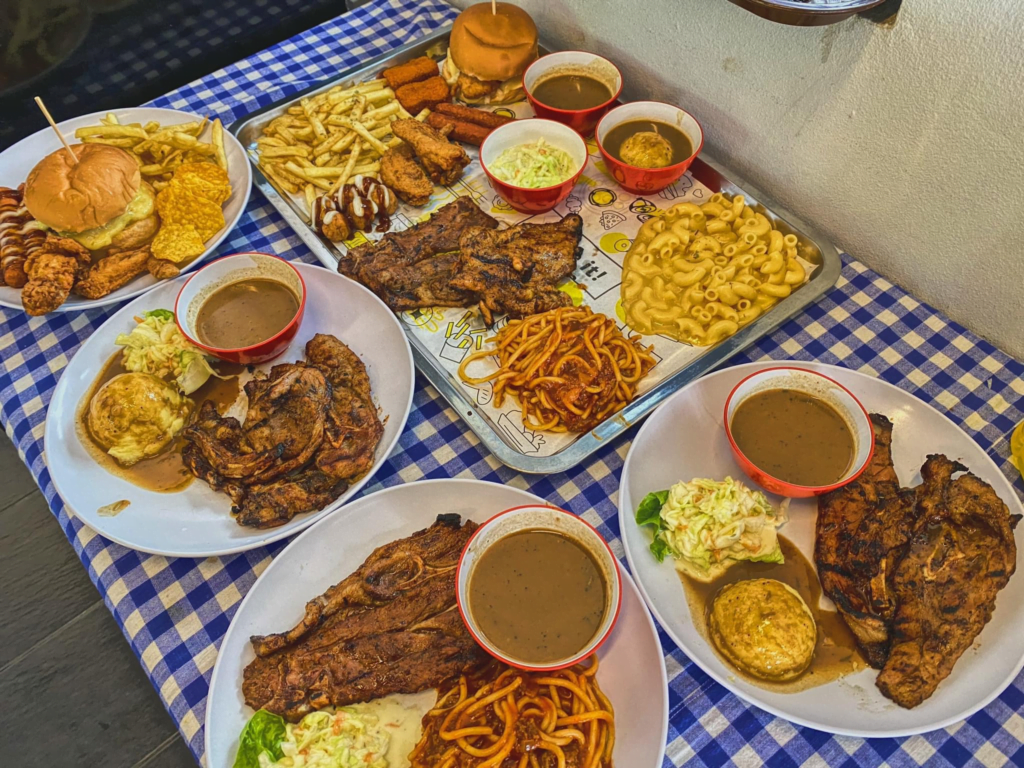 Siap Ada Menu Talam, Anda Perlu Cuba Burger Homemade Padu Di Grasso Burger Joint Miri Ini