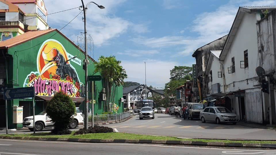 Ais Kantong Legend Di Kuching, Anda Perlu Singgah Ke Ah Yong ABC Di Wayang Street Ini