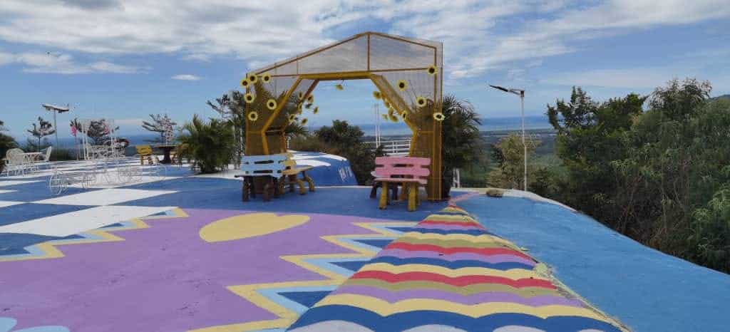 Disajikan Pemandangan Indah, Santai Sambil Nikmati Sunset Di Peak Of Hope Tuaran