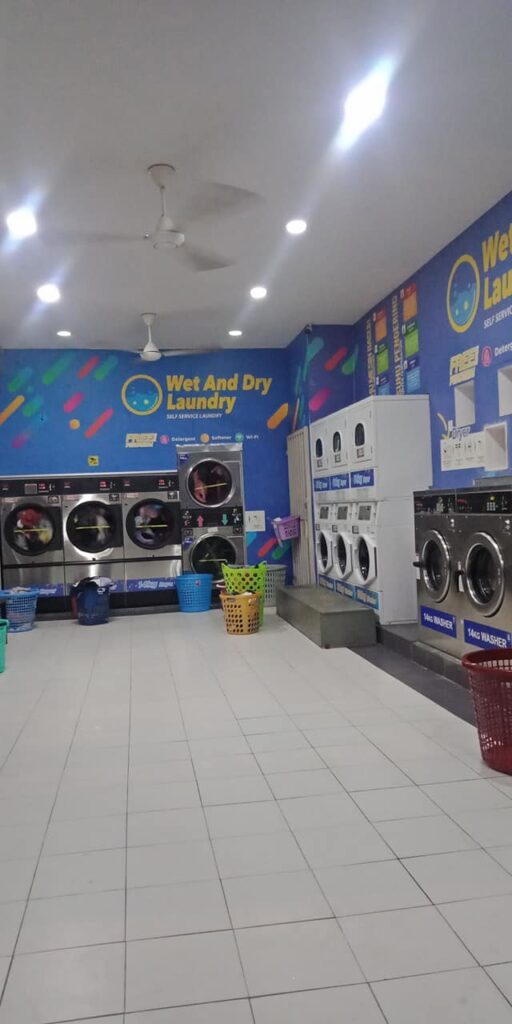 Dobi Rahmah Pertama Di Kuching, Wet And Dry Laundry Tawar Harga Serendah RM3 Sahaja