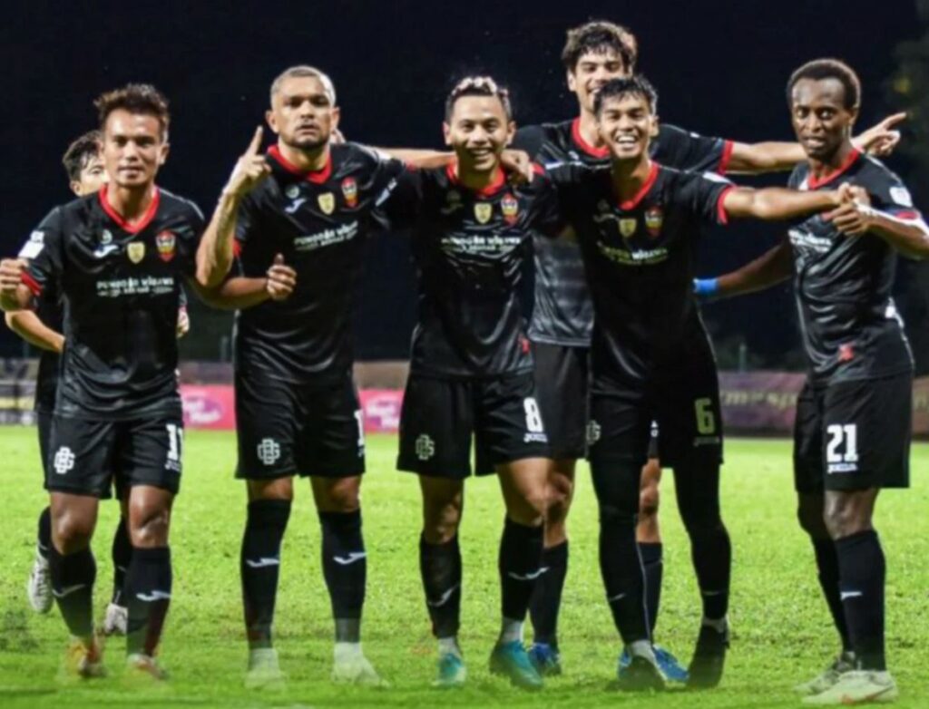 8 Bulan Untuk Tuntut 'Hak', FAM Arah Sarawak United Bayar Tunggakan Gaji Bekas Juru Latih Ini