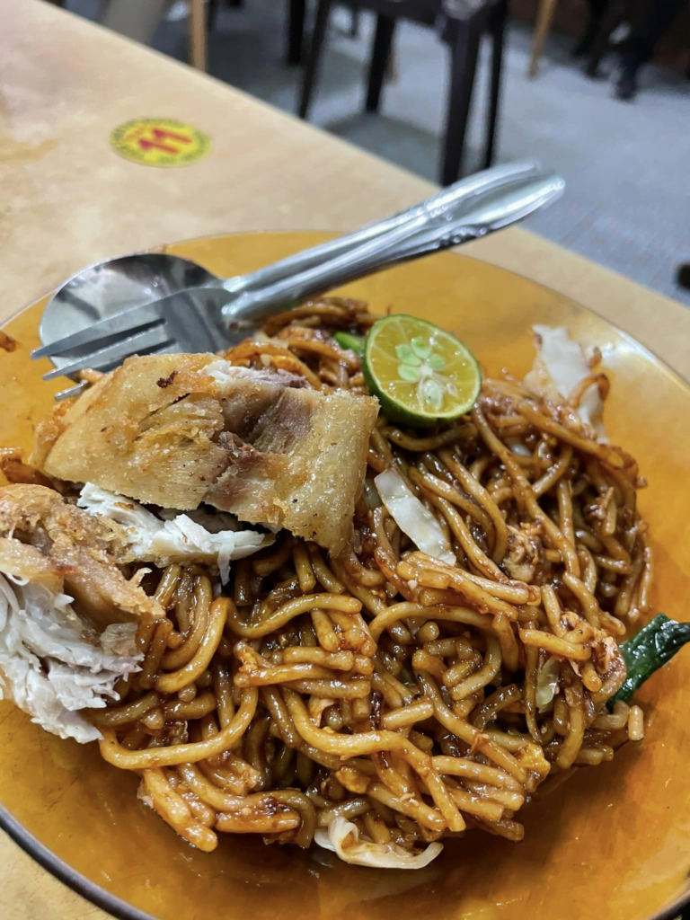 Port Breakfast Legend Di Sarikei, Aik Seng Cafe Jadi Tempat Makan Kegemaran Penduduk Tempatan