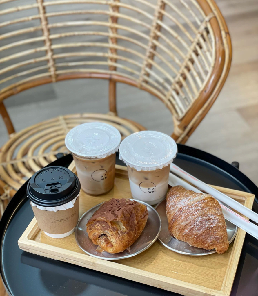 Cafe Hidden Gem, Dawn House Di Sarikei Ini Saji Menu Unik Gabungan Asia Dan Barat Buat Anda